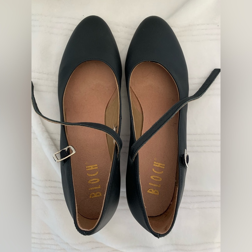 Bloch woman’s dance shoes
